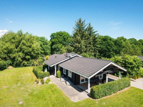 8 person holiday home in Glesborg, Fjellerup